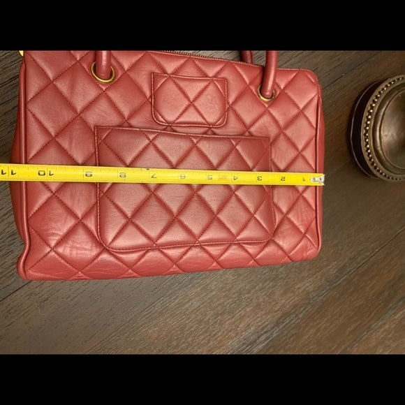 Chanel handbag - Picture 9 of 15